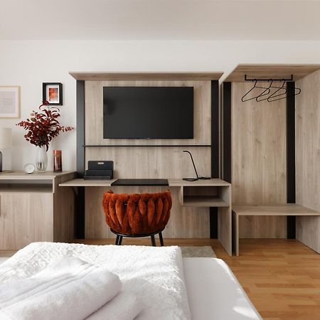 Neu! Apartment Mit Klimaanlage, Nahe Hauptbahnhof Wina Bagian luar foto