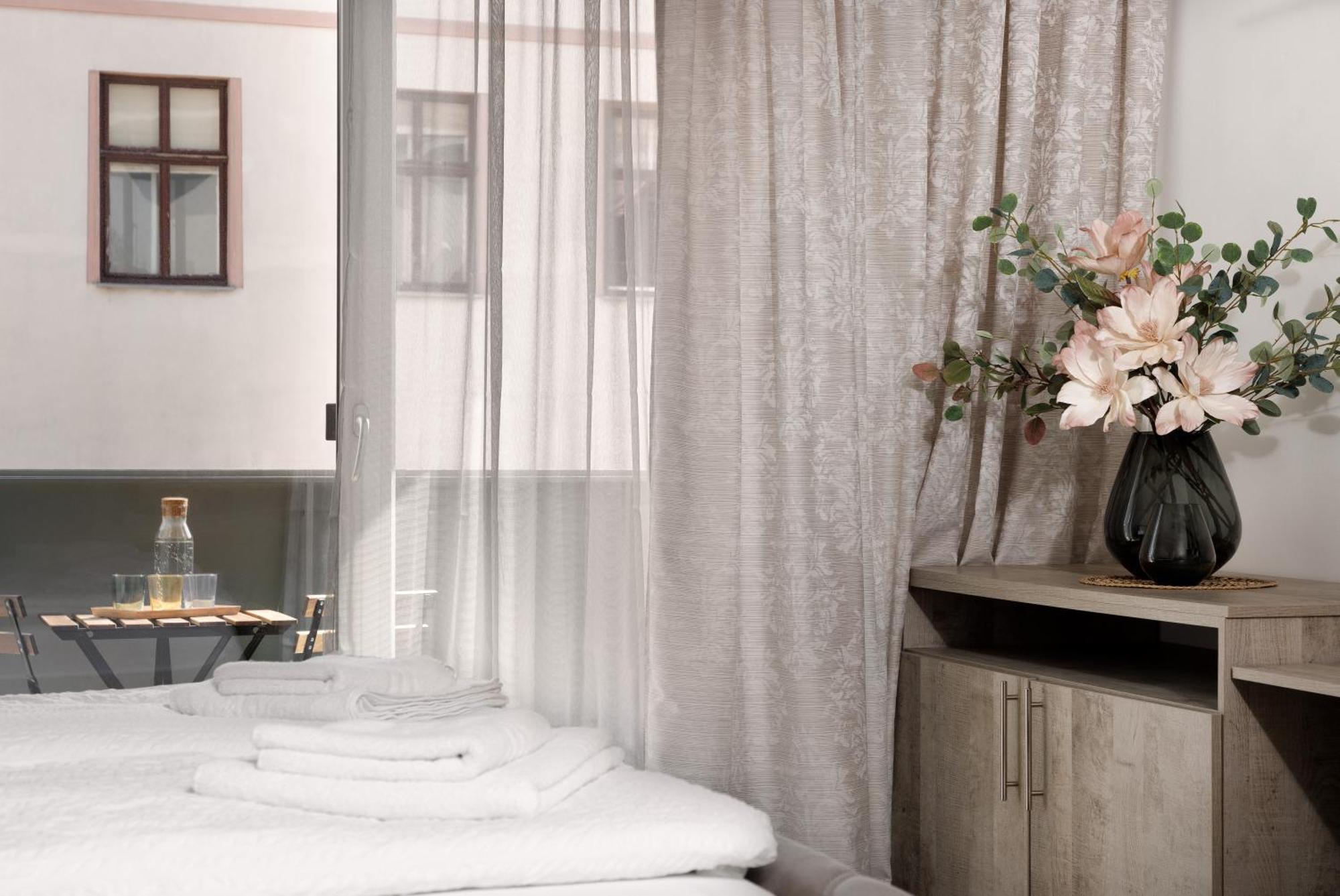 Neu! Apartment Mit Klimaanlage, Nahe Hauptbahnhof Wina Bagian luar foto